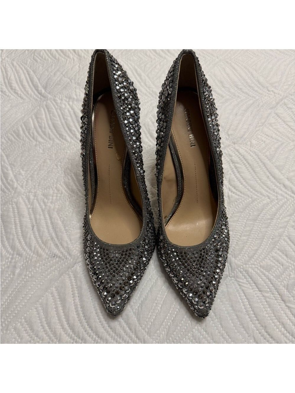 Gianni Bini Women’s Graphite Rhinestone Stiletto Heel Pumps. Size 10 - Picture 2 of 8